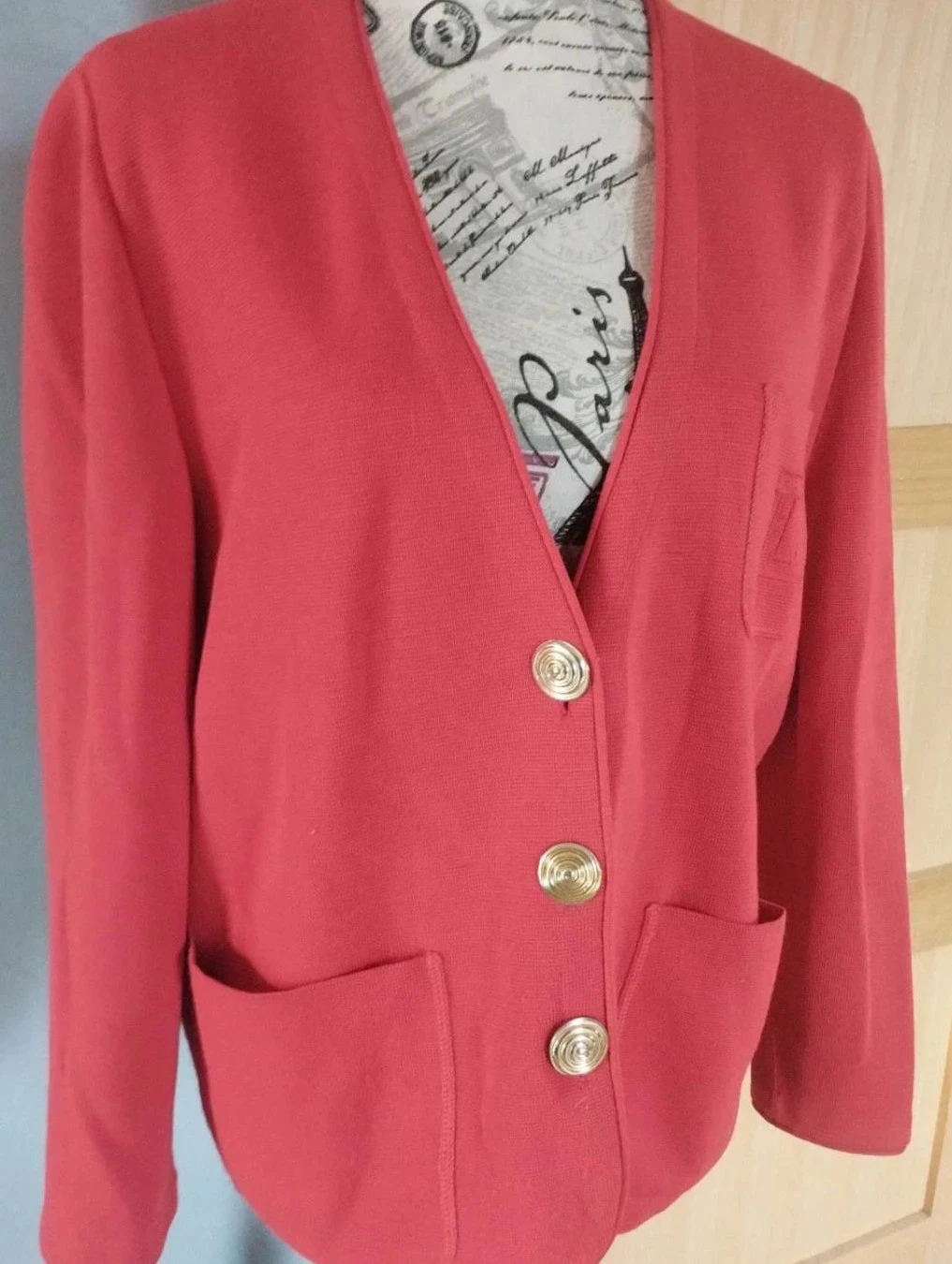 Cardigan rouge femme, Devernois T40